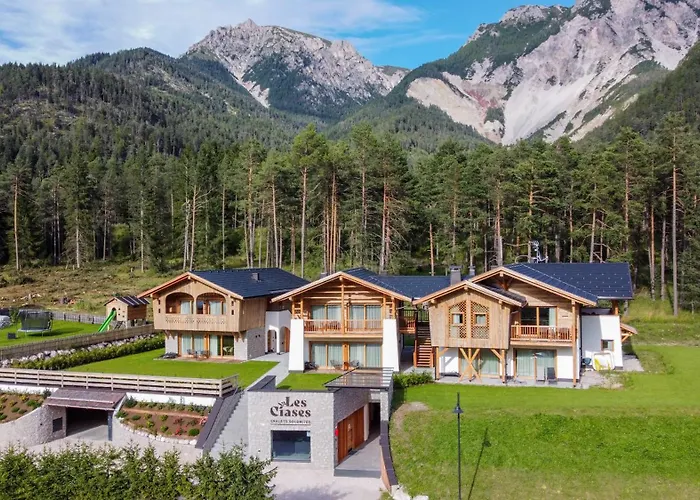 Les Ciases Chalets Dolomites San Vigilio Di Marebbe